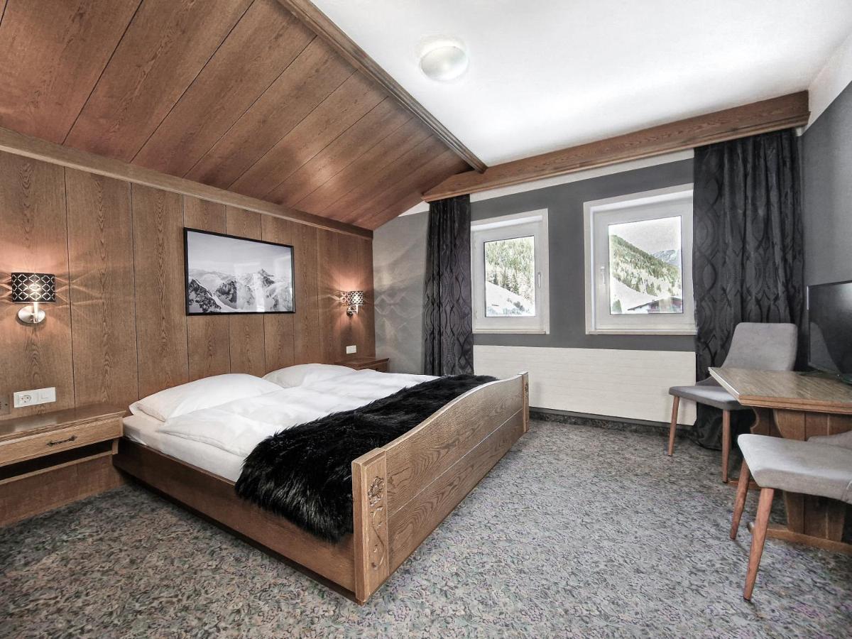 Hotel Laerchenhof Kaunertal Extérieur photo