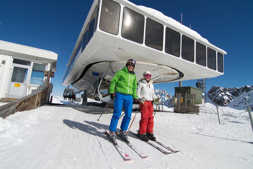 Hotel Laerchenhof Kaunertal Extérieur photo